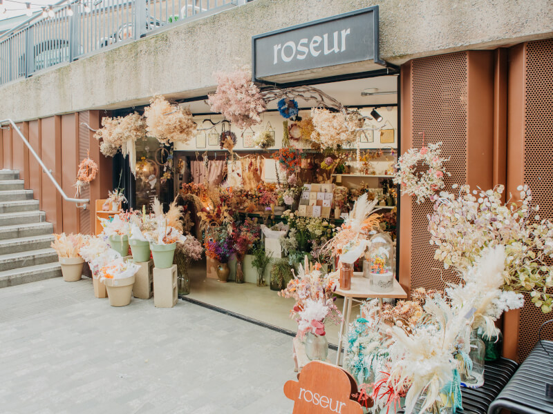 A photo outside a London Floristry workshop called Roseur.